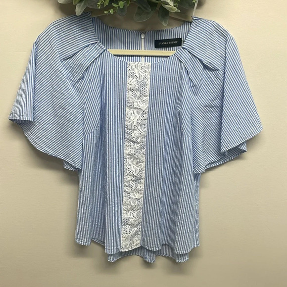 Ivanka Trump Blue and White Striped Short Flutter Sleeve Blouse Lace S - Picture 1 of 15